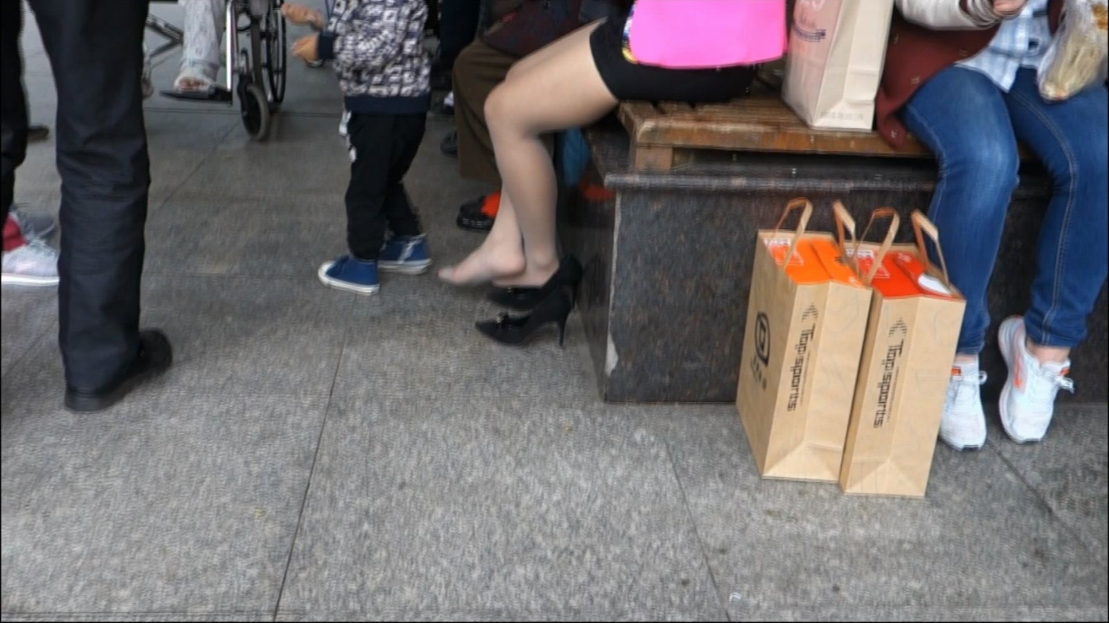 streetsnapshoep[00 00 45][20181210 210031 2]